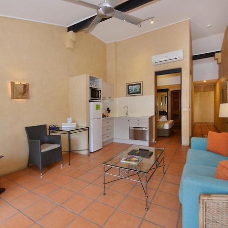 Seascape Apartments At Villa San Michele Port Douglas Exterior photo