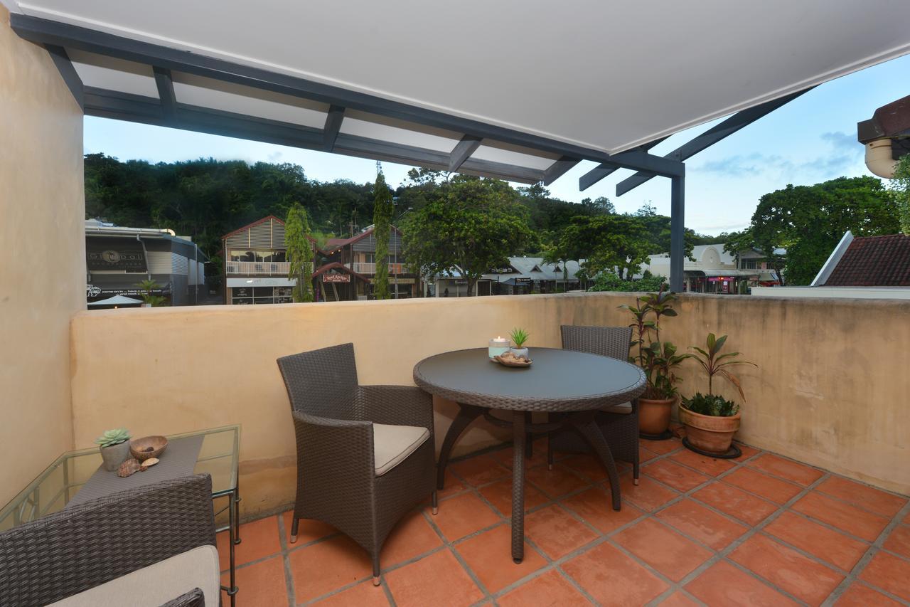 Seascape Apartments At Villa San Michele Port Douglas Exterior photo