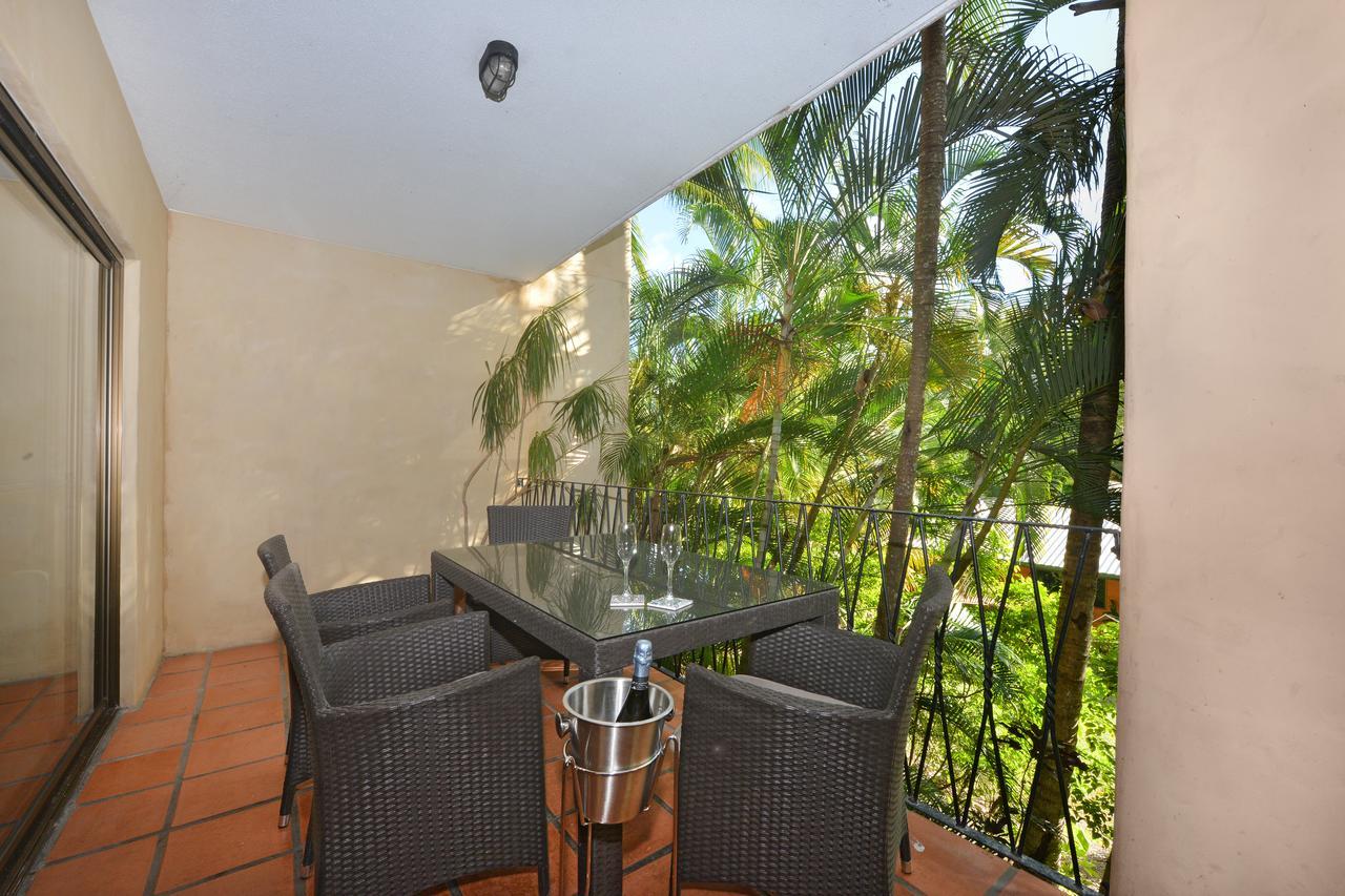 Seascape Apartments At Villa San Michele Port Douglas Exterior photo